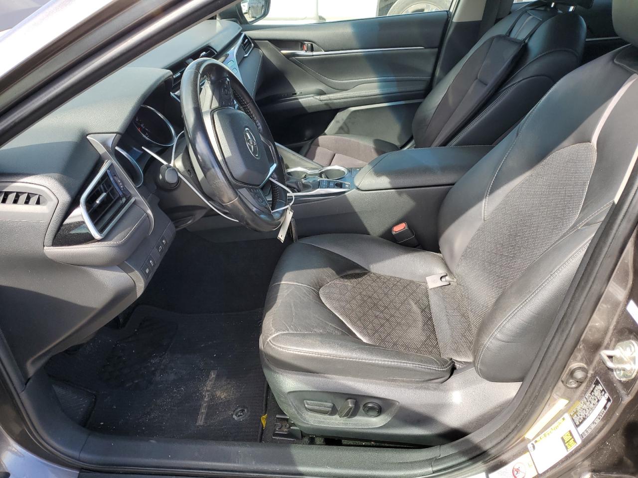 2018 Toyota Camry - Image 7