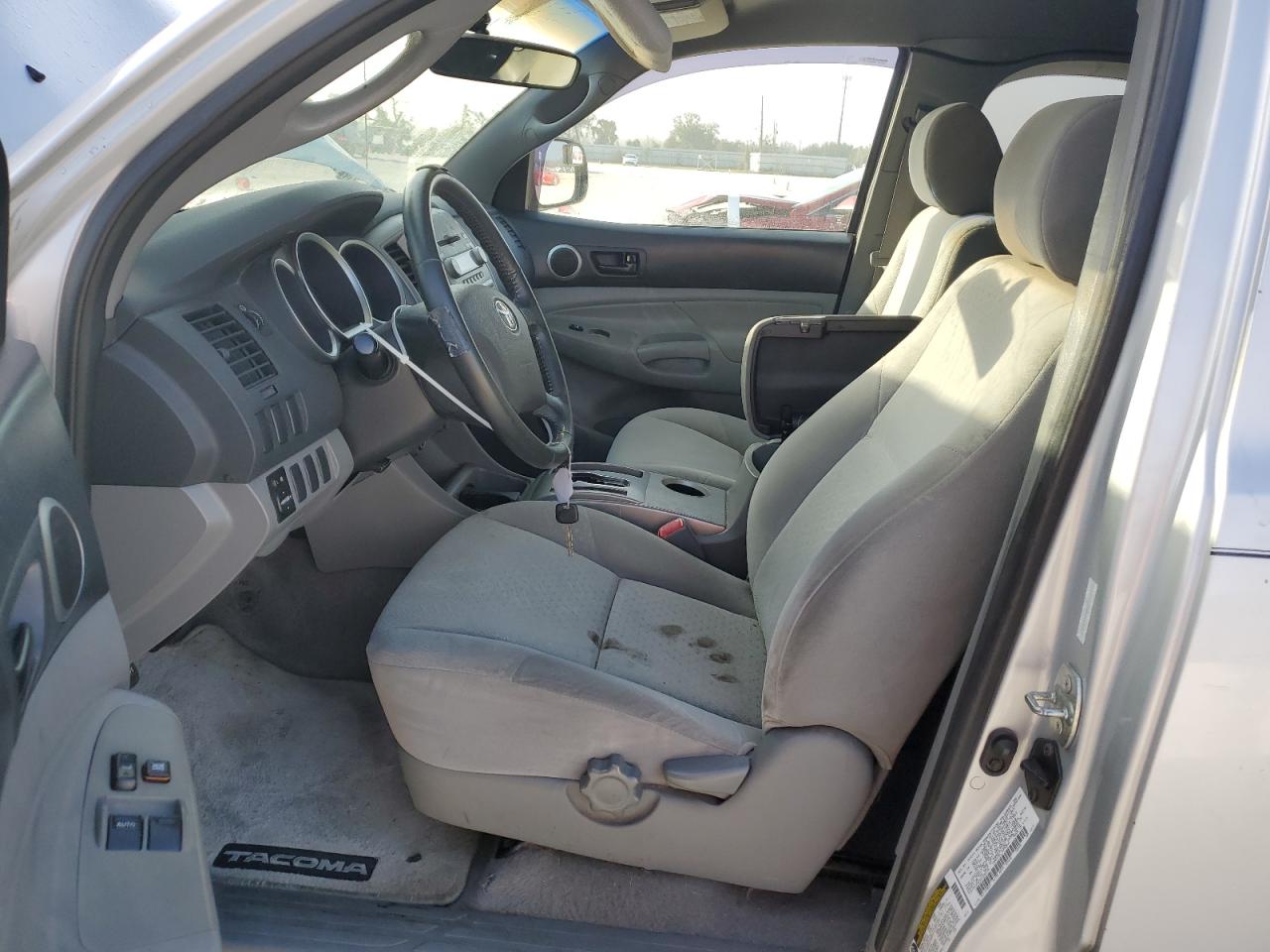 2005 Toyota Tacoma - Image 7