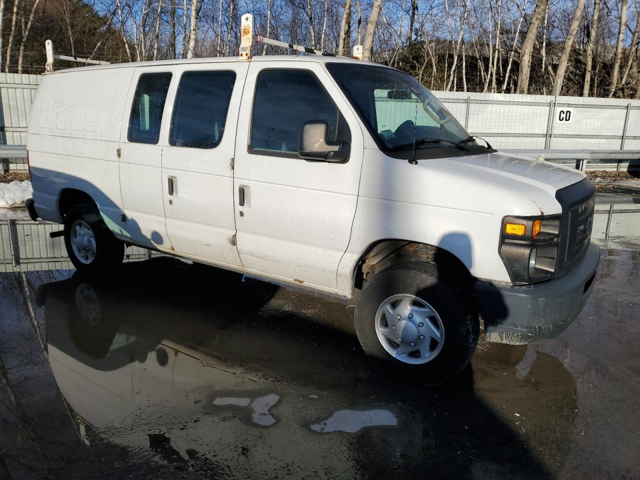 2013 Ford Econoline - Image 4