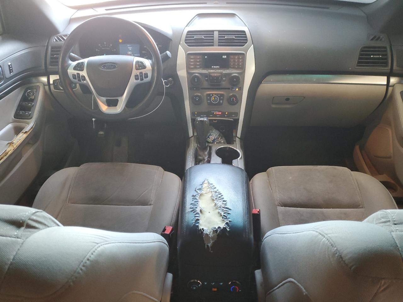 2014 Ford Explorer - Image 8