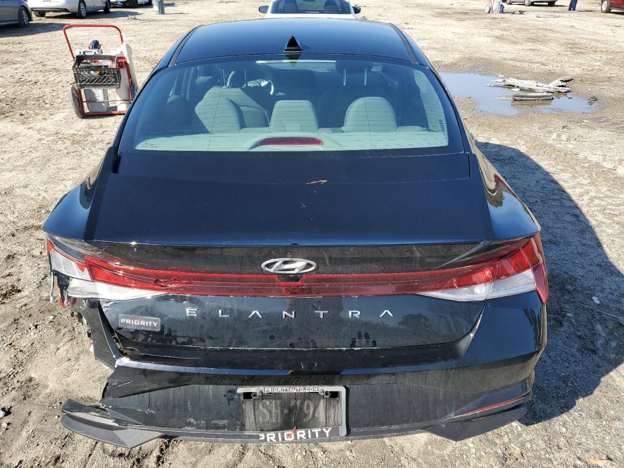 2023 Hyundai Elantra - Image 6