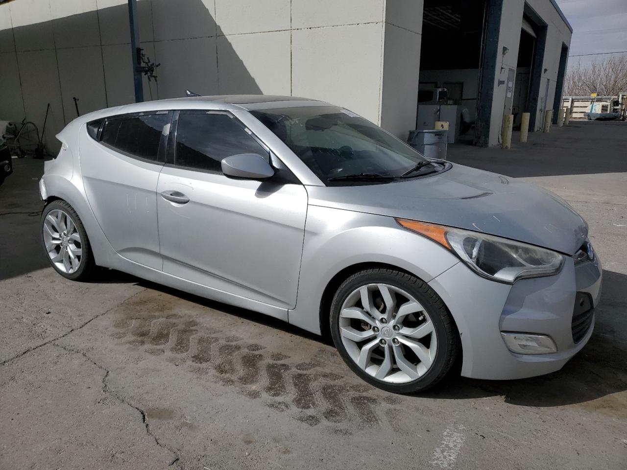 2012 Hyundai Veloster - Image 4