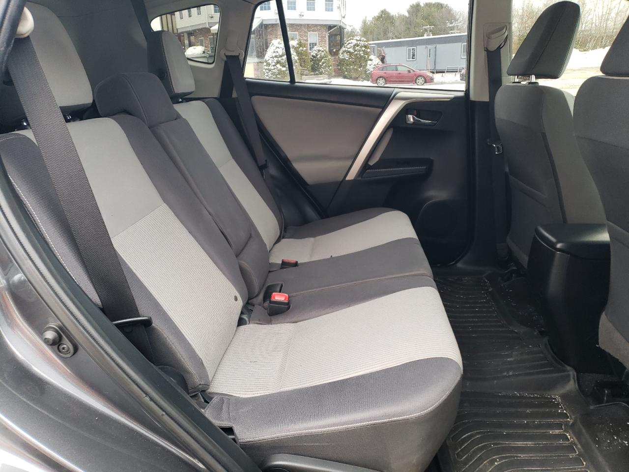 2014 Toyota RAV 4 - Image 11