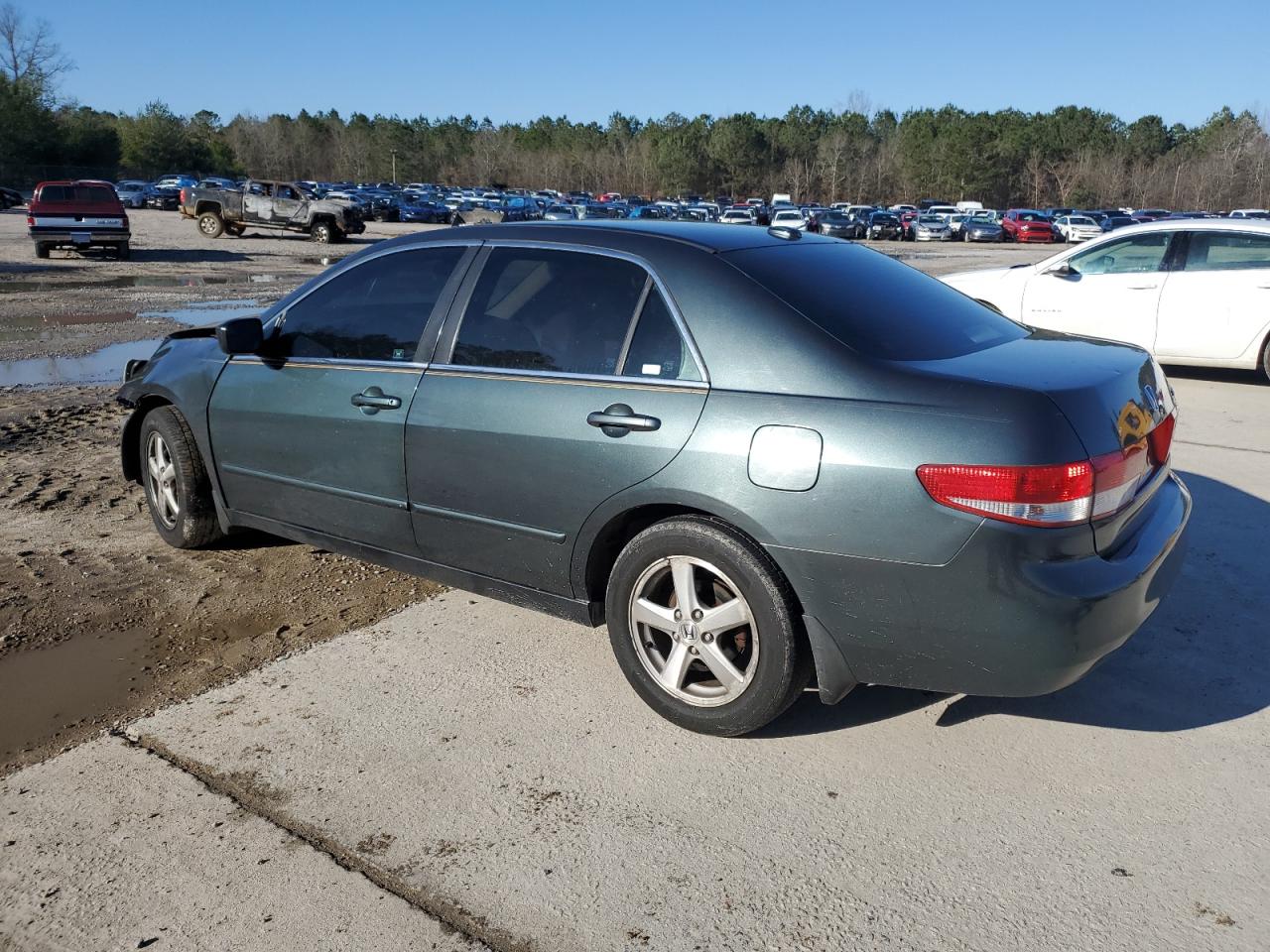 2004 Honda Accord - Image 2
