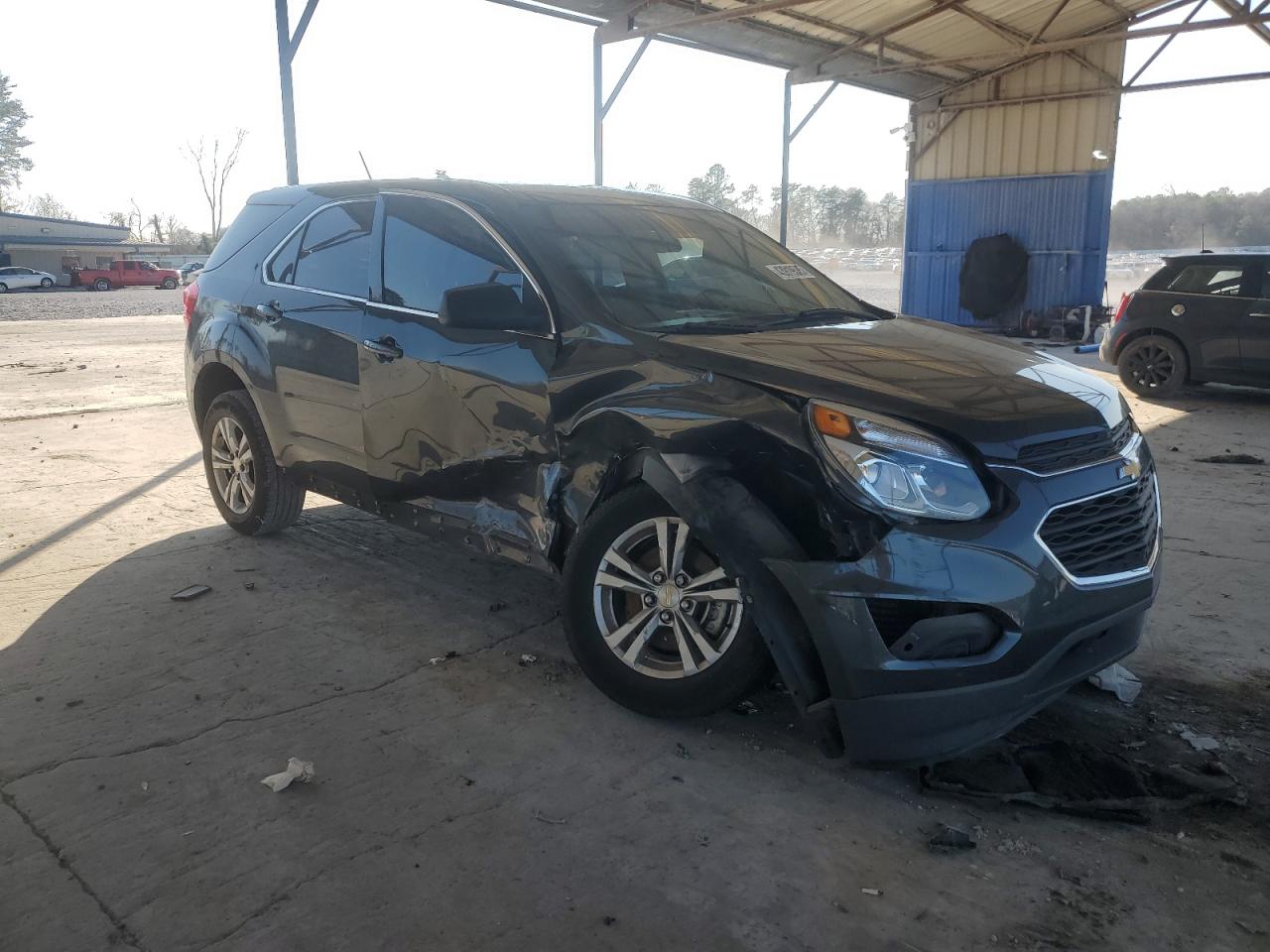 2017 Chevrolet Equinox - Image 4