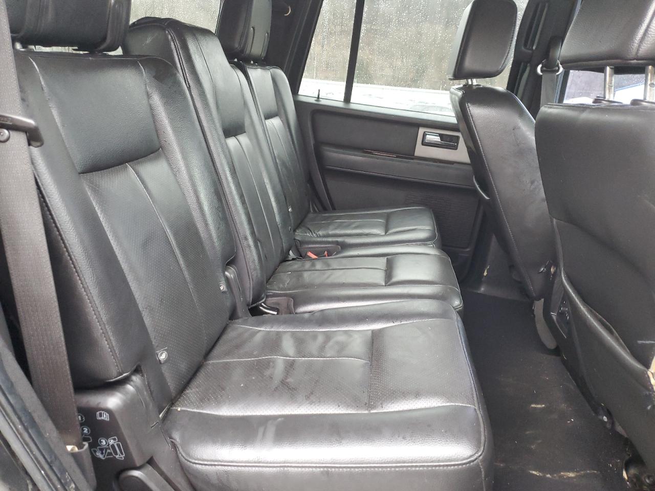2007 Ford Expedition - Image 11