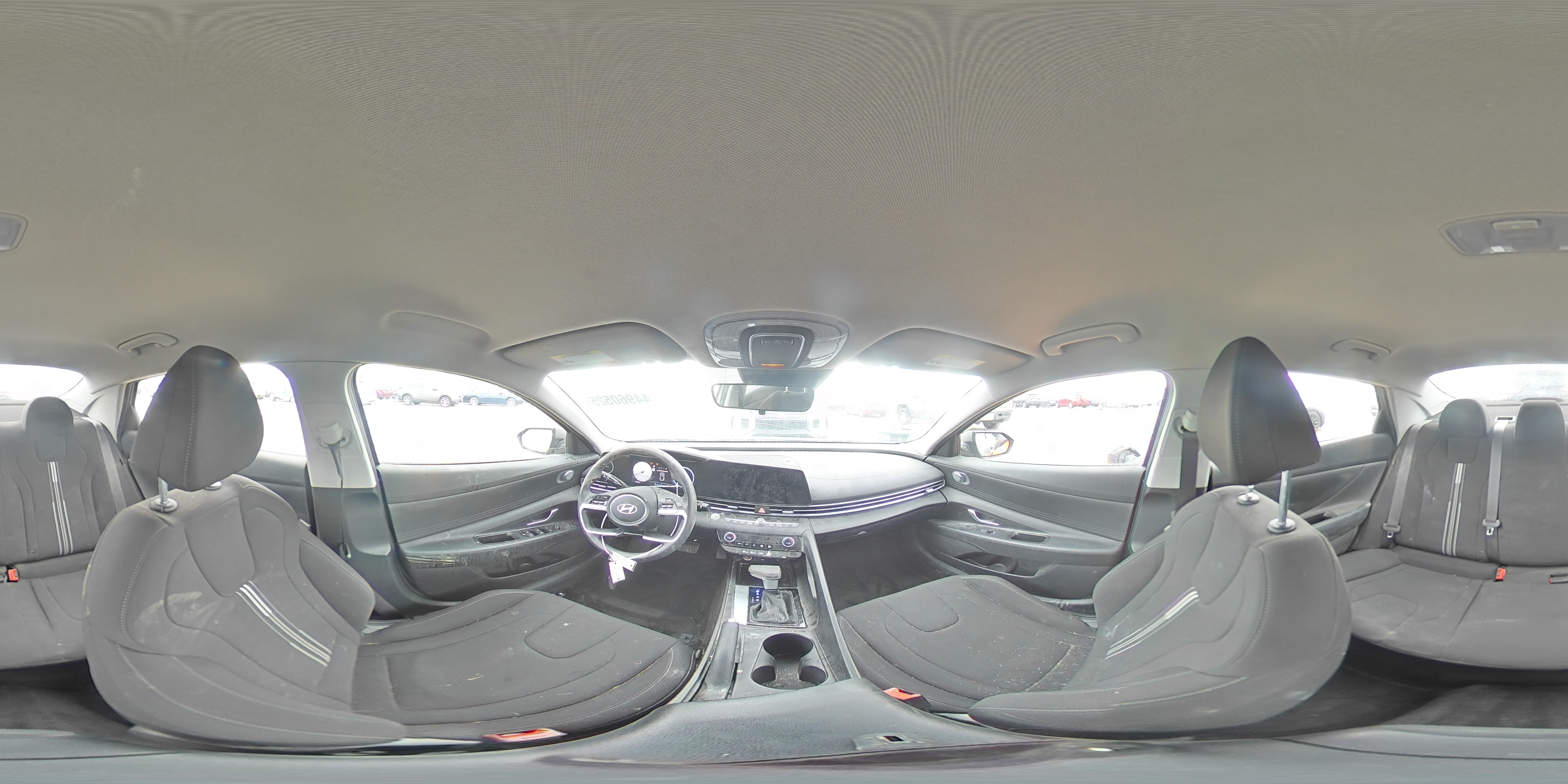2024 Hyundai Elantra - Image 13