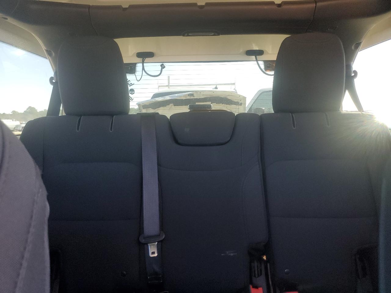 2018 Jeep Wrangler - Image 10