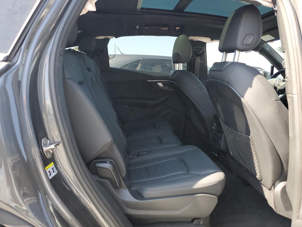2021 Audi Q7 - Image 11
