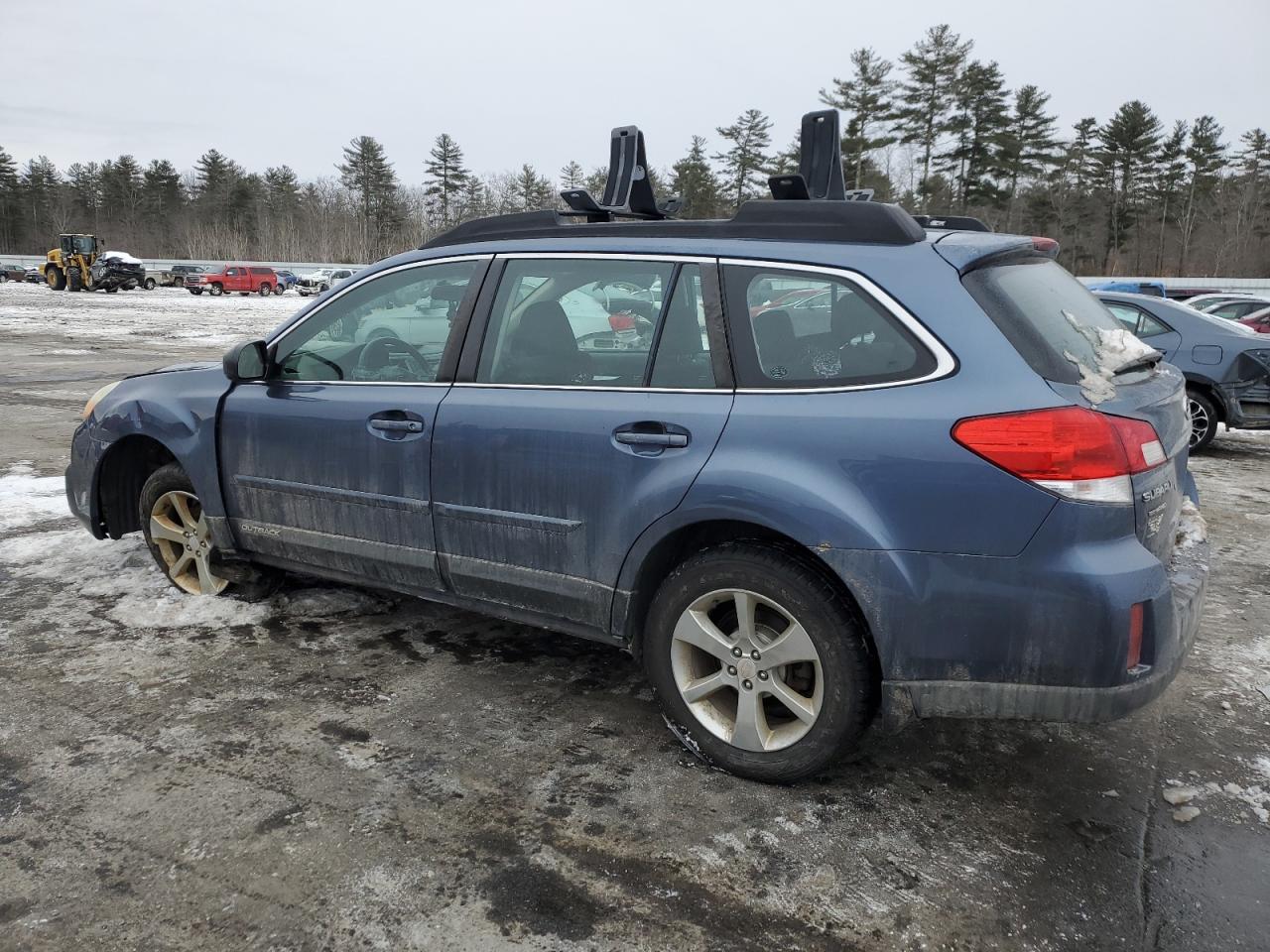 2014 Subaru Outback - Image 2