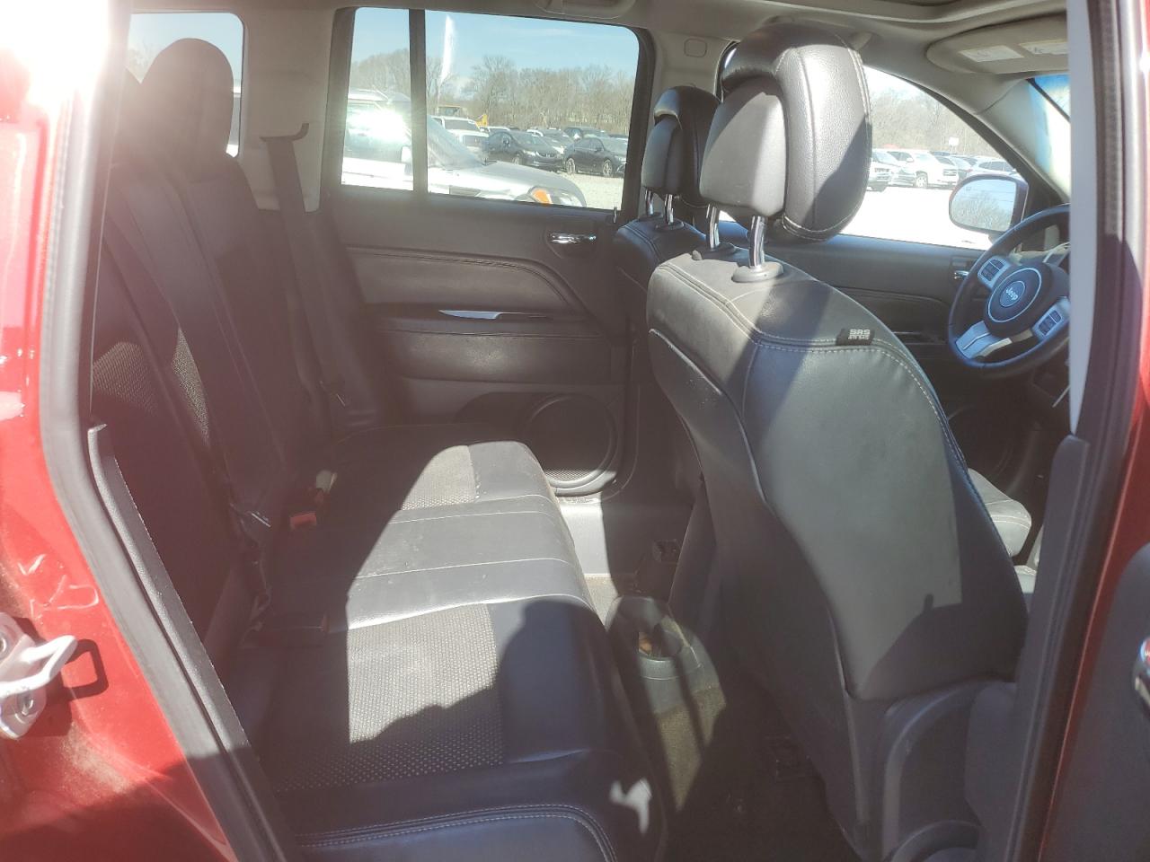 2014 Jeep Compass - Image 11