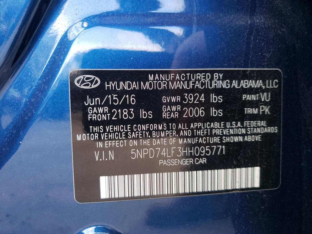 2017 Hyundai Elantra - Image 12