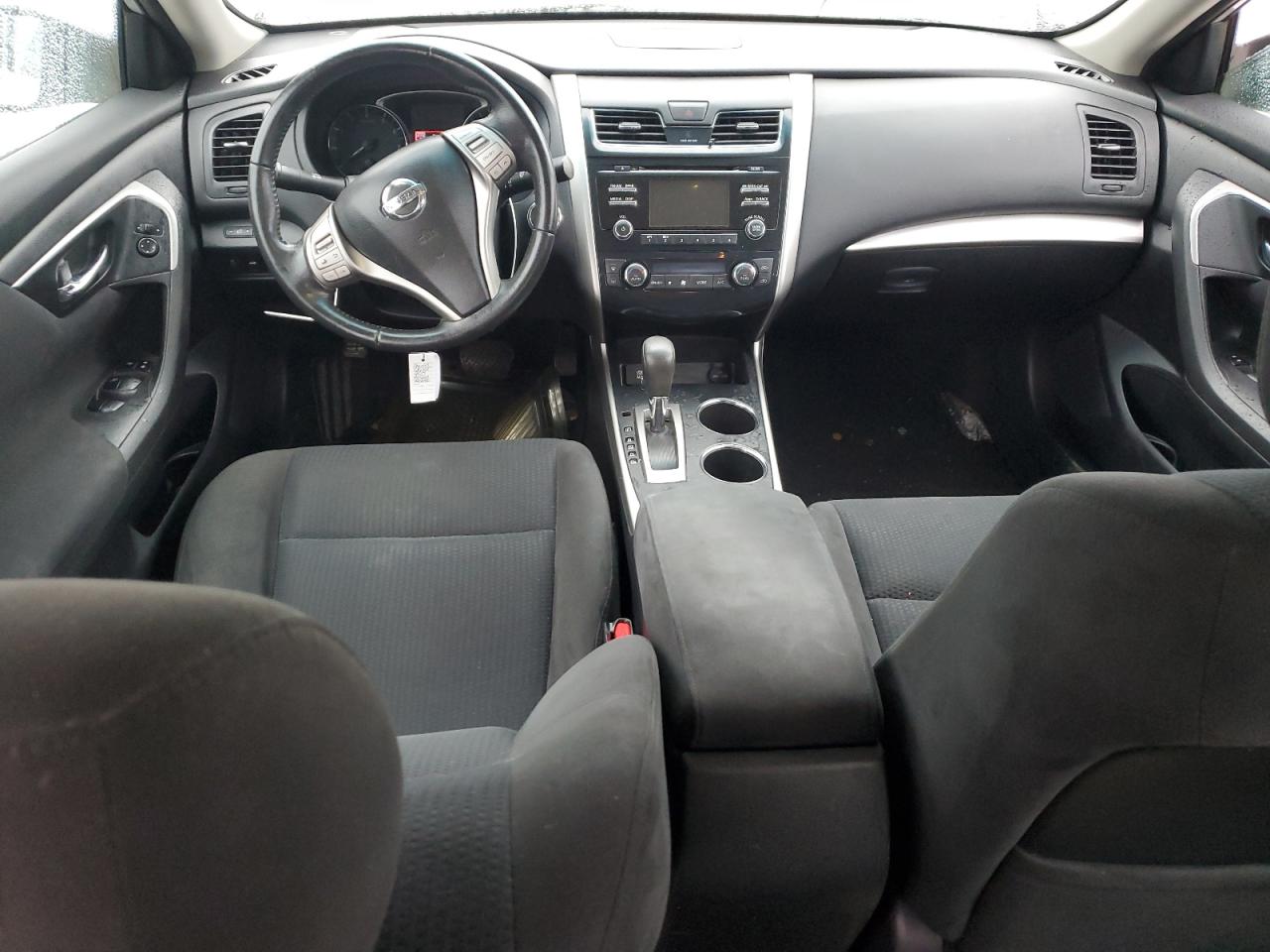 2015 Nissan Altima - Image 8