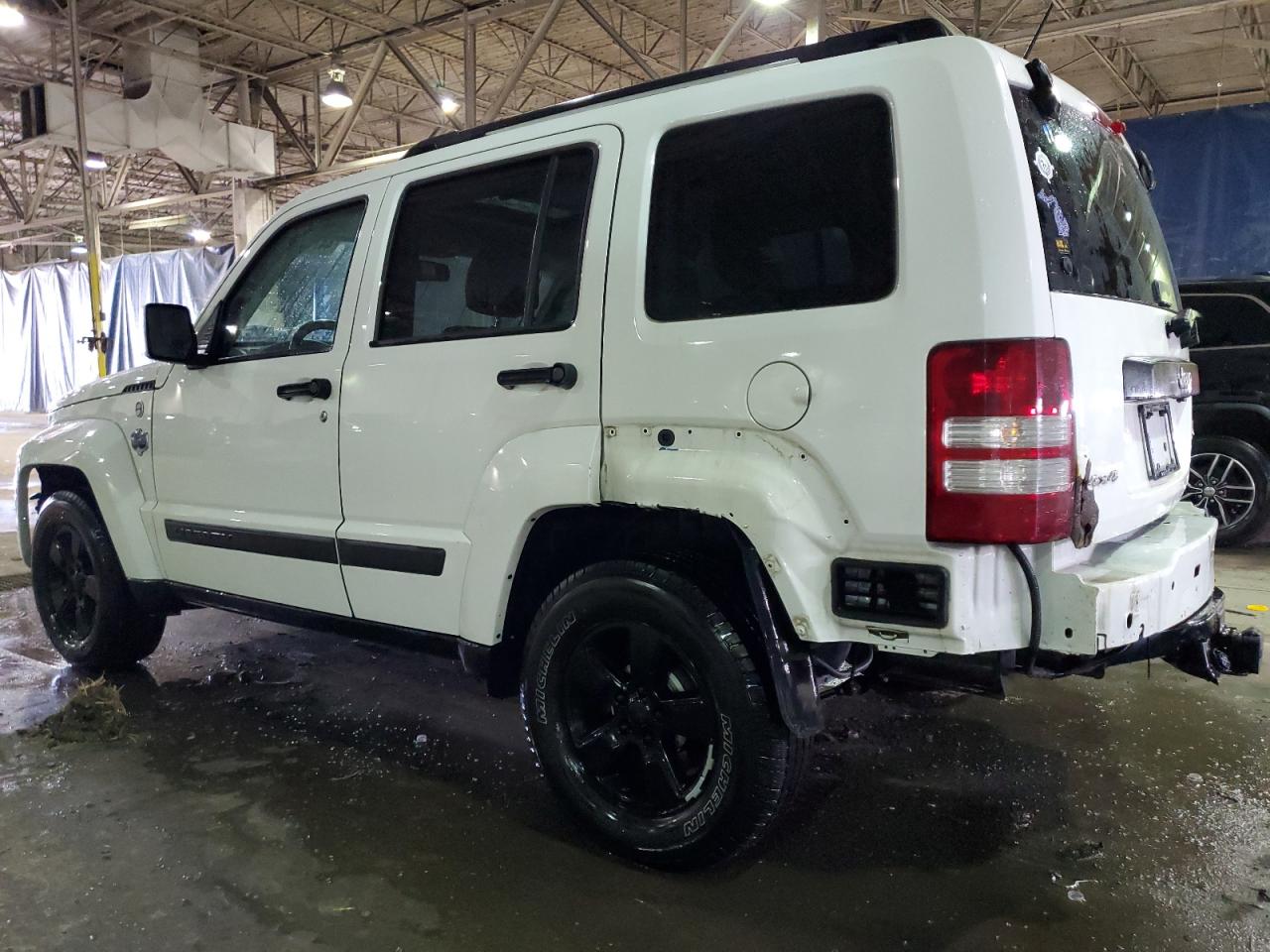 2012 Jeep Liberty (North America) - Image 2