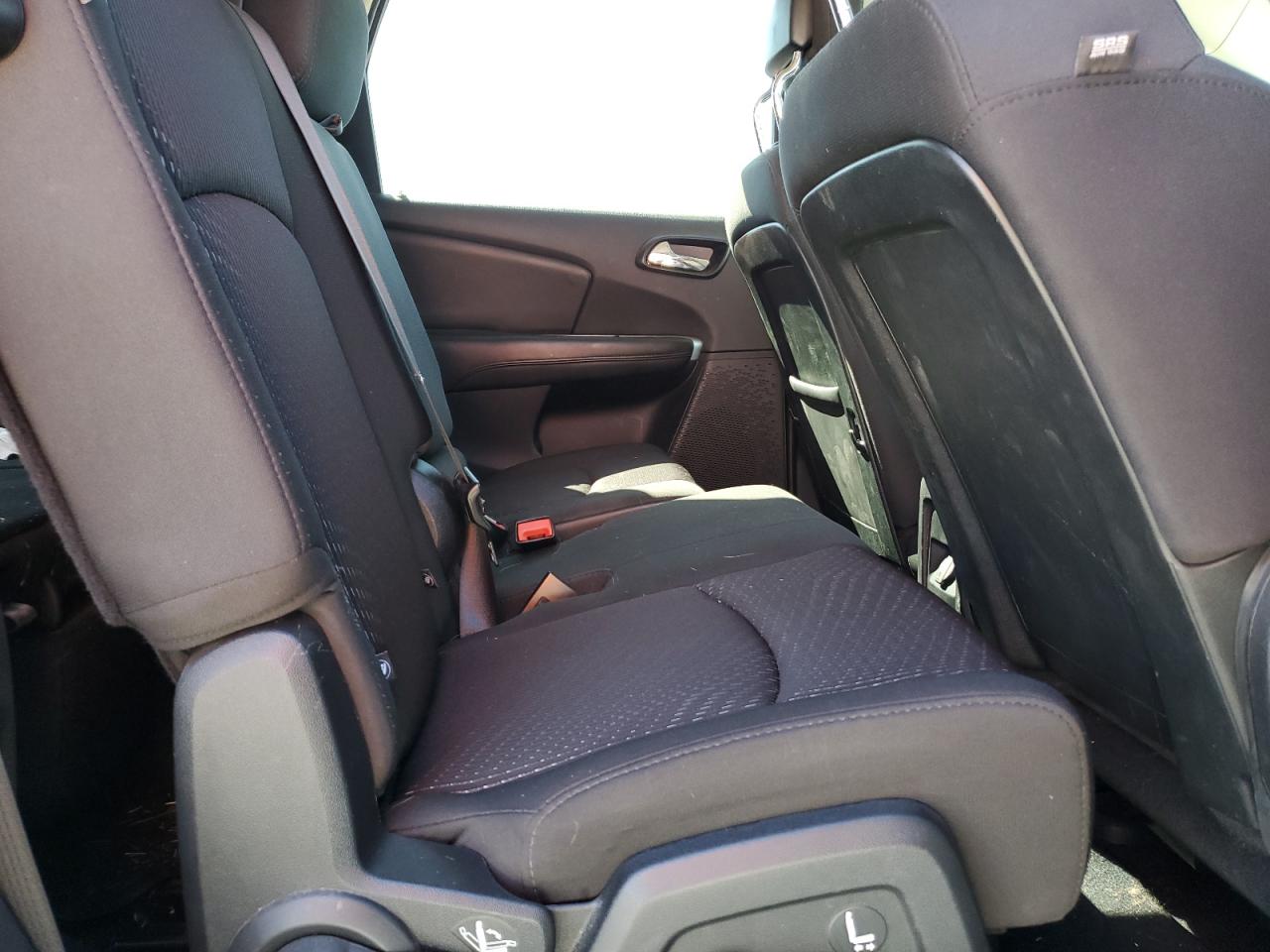 2017 Dodge Journey - Image 11