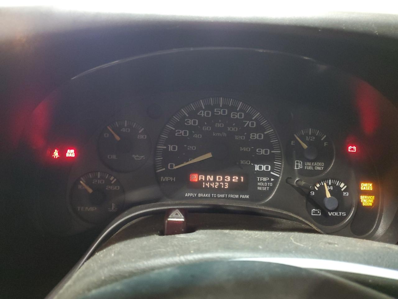2002 GMC Savana - Image 9