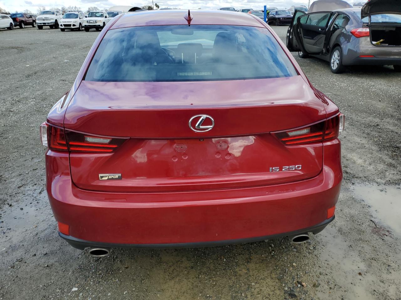 2014 Lexus IS - Image 6