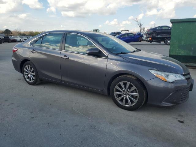  TOYOTA CAMRY 2015 Szary