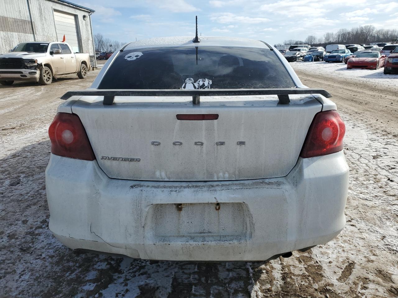 2012 Dodge Avenger - Image 6