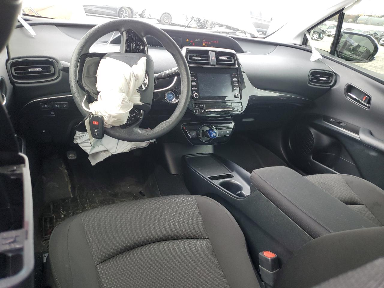 2020 Toyota Prius - Image 8
