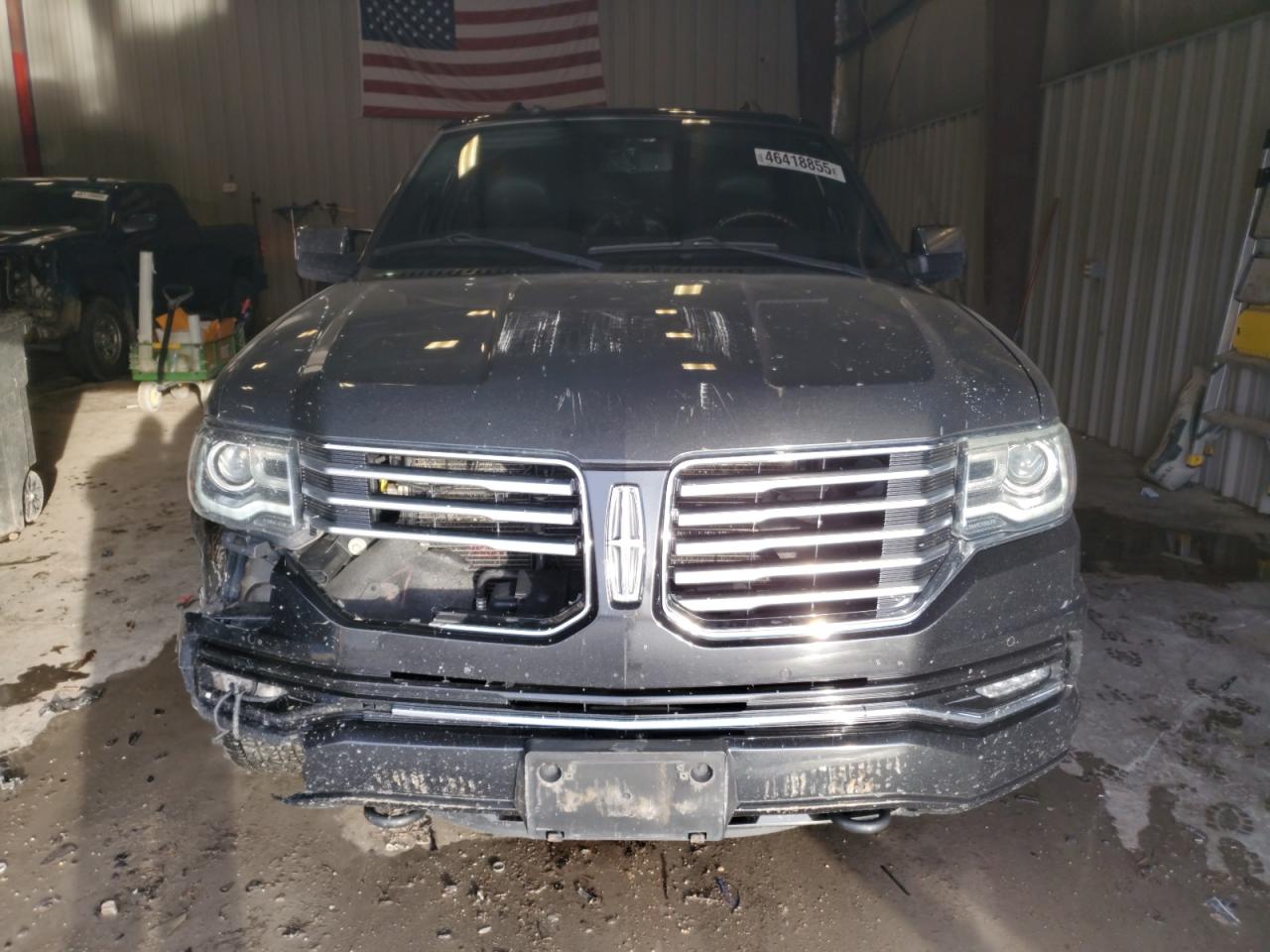 2015 Lincoln Navigator - Image 5