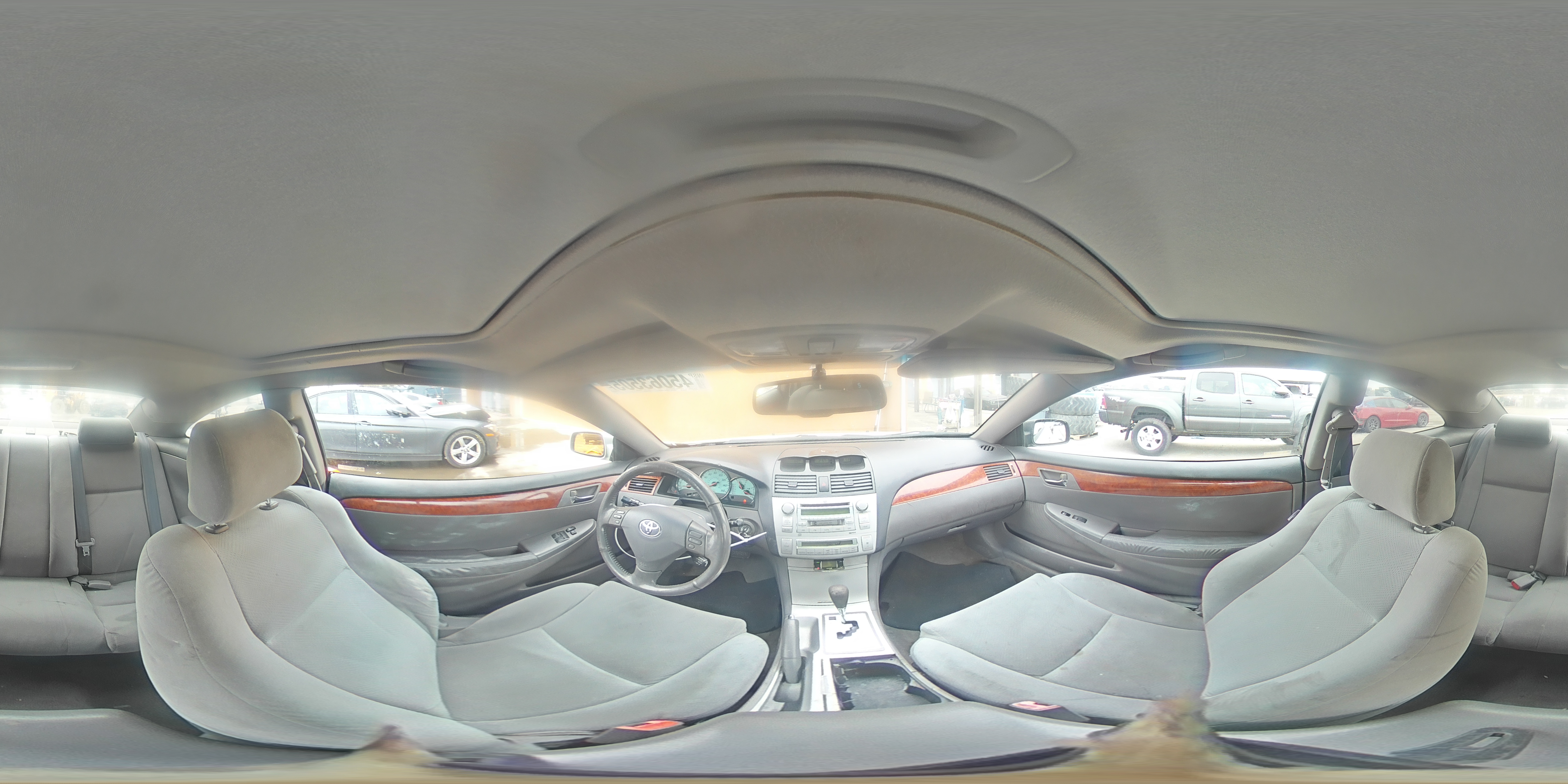 2006 Toyota Camry Solara - Image 13