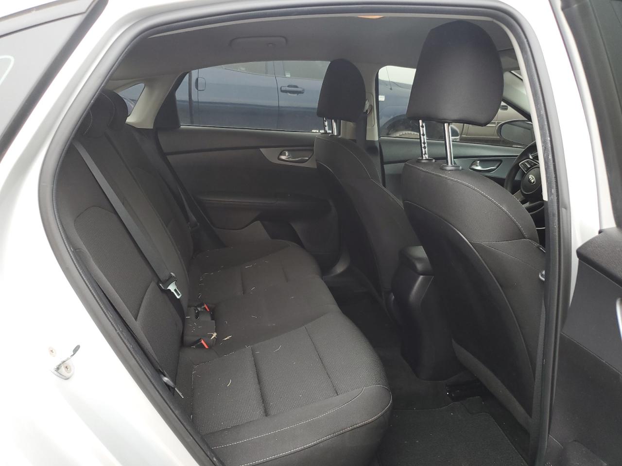 2021 Kia Forte - Image 10