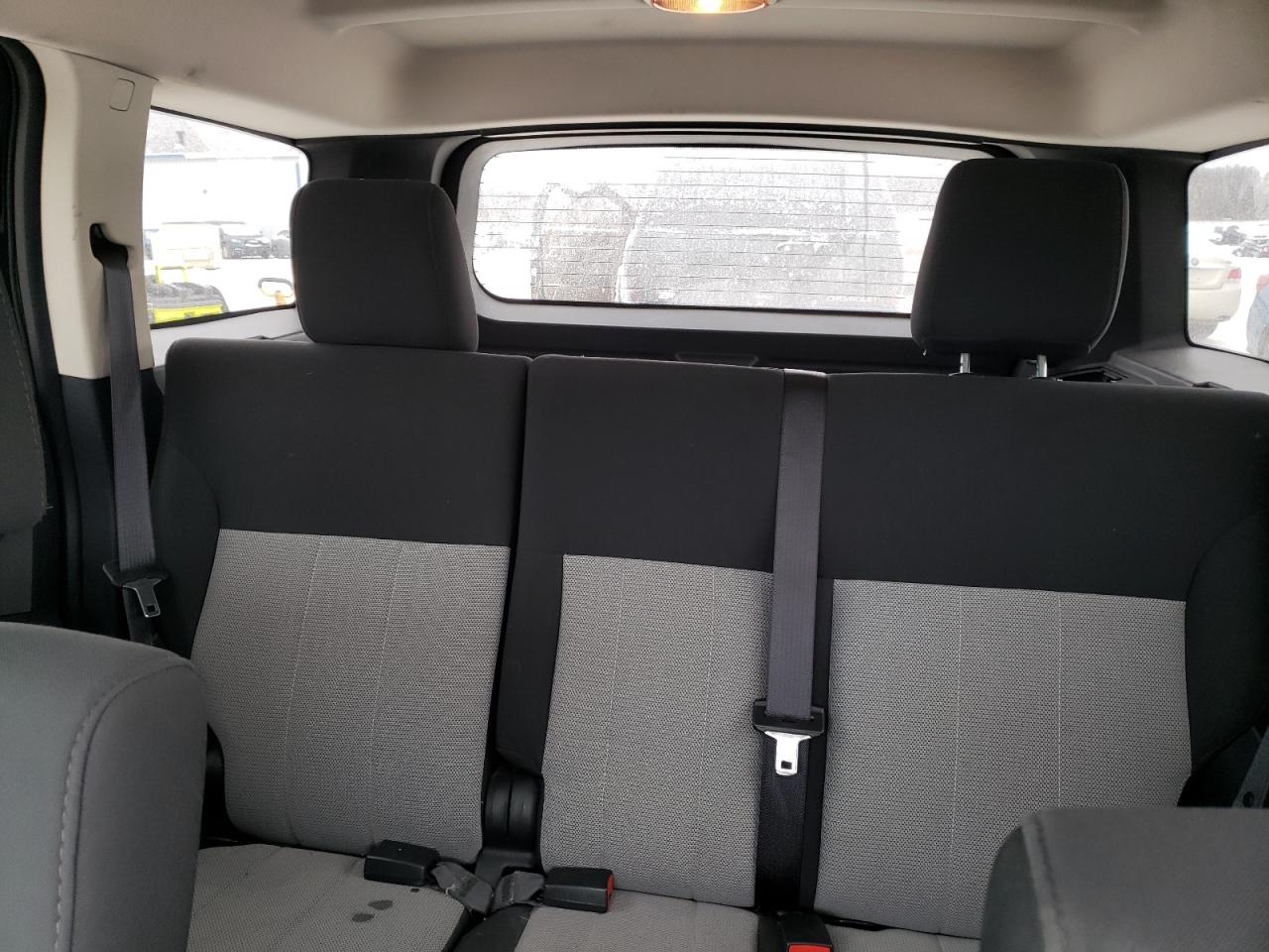 2008 Dodge Nitro - Image 10