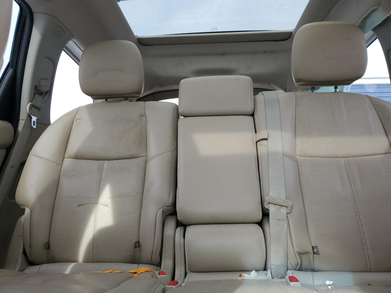 2015 Nissan Pathfinder - Image 10