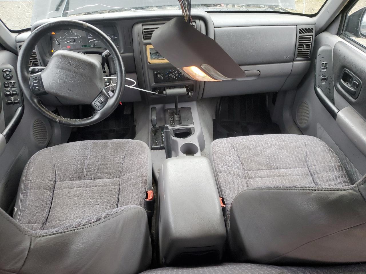 1998 Jeep Grand Cherokee - Image 8