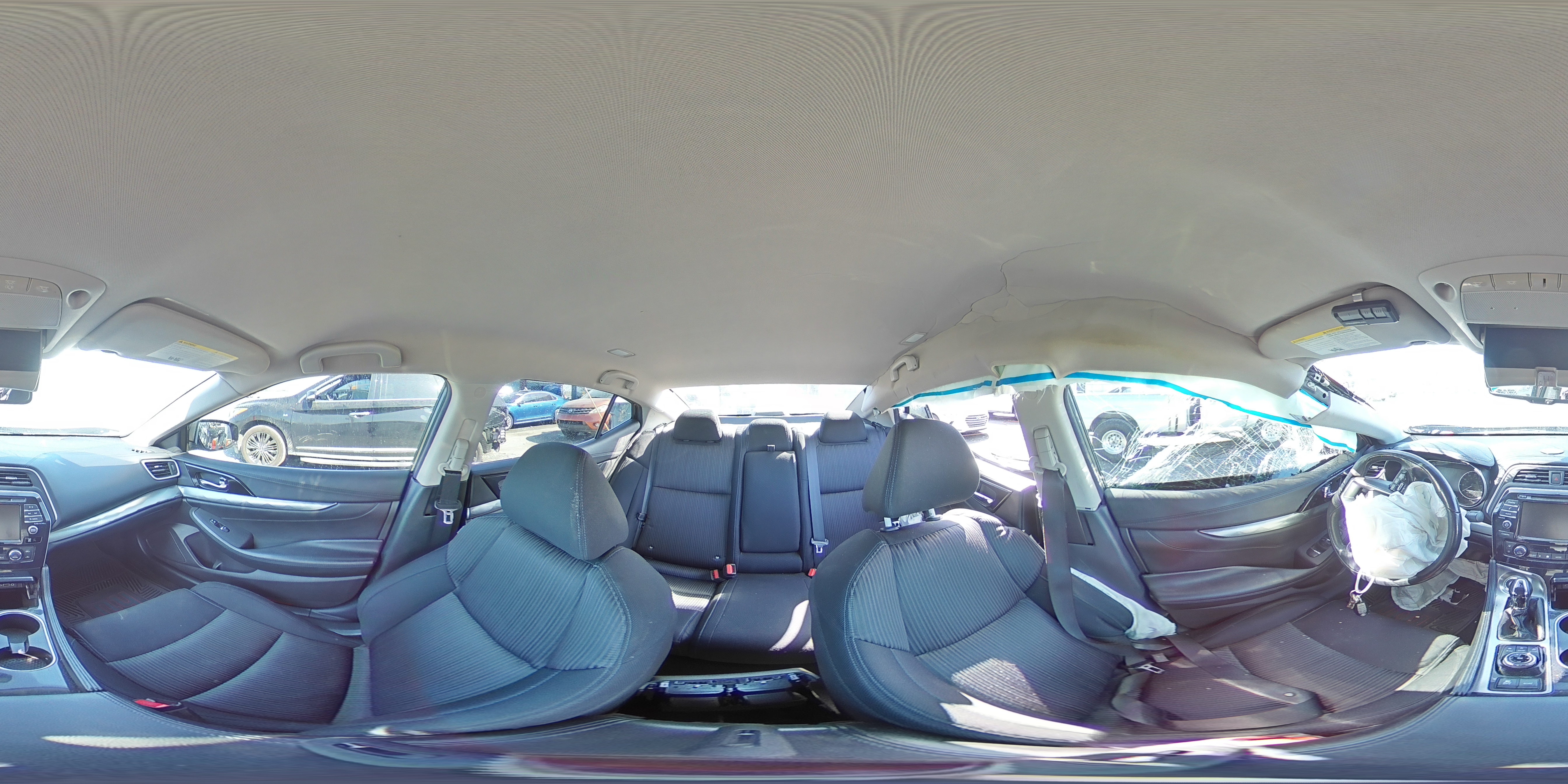 2019 Nissan Maxima - Image 15