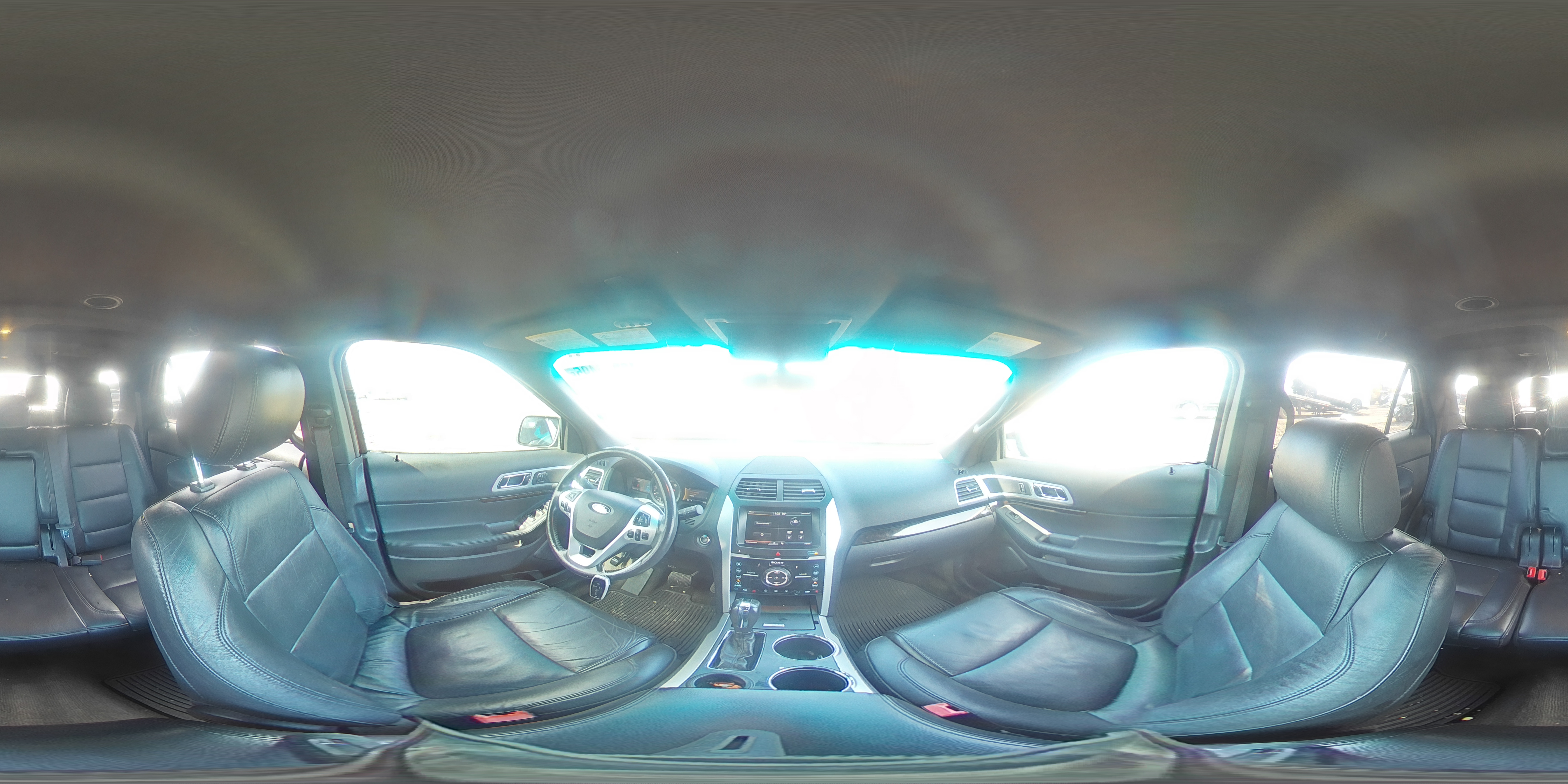 2014 Ford Explorer - Image 13
