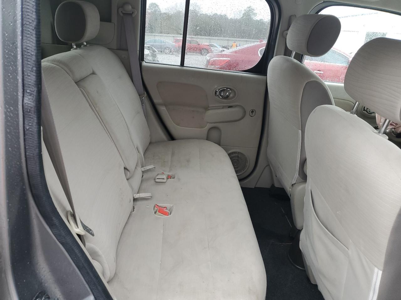 2014 Nissan Cube - Image 11