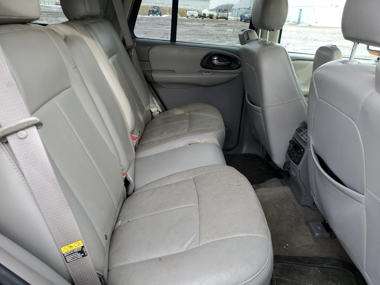 2005 Chevrolet TrailBlazer - Image 11