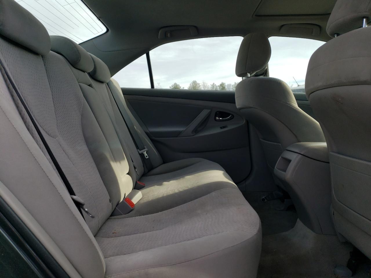 2011 Toyota Camry - Image 10