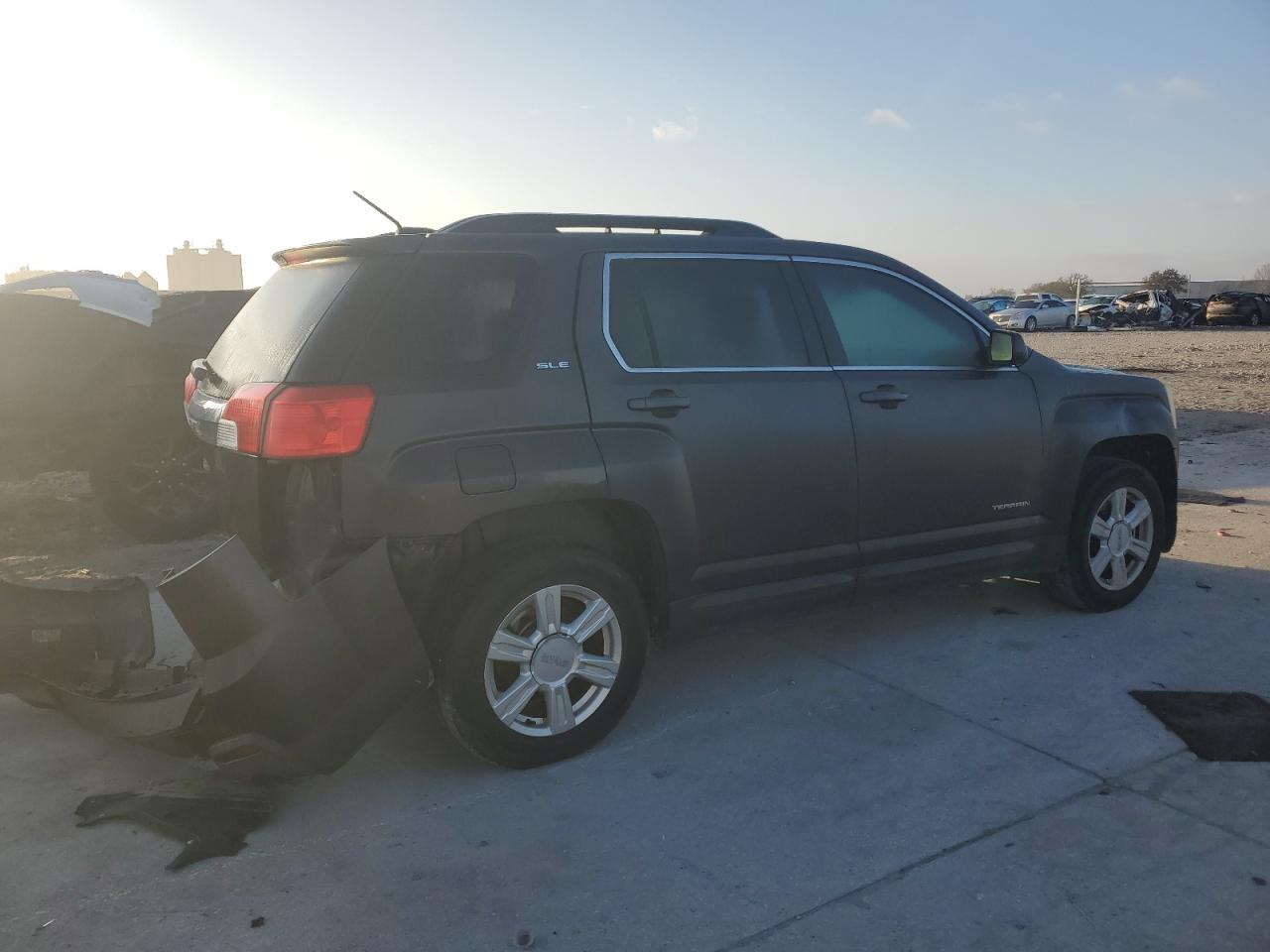 2015 GMC Terrain - Image 3