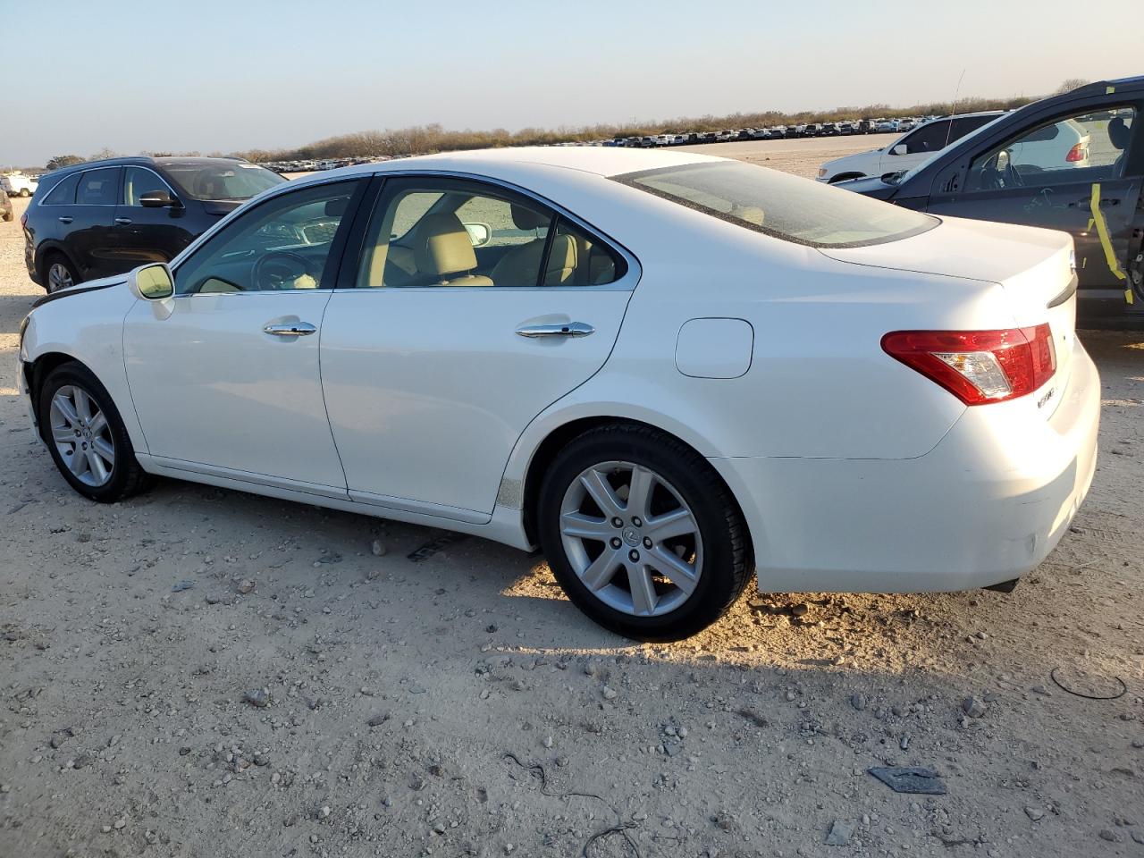 2008 Lexus ES - Image 2