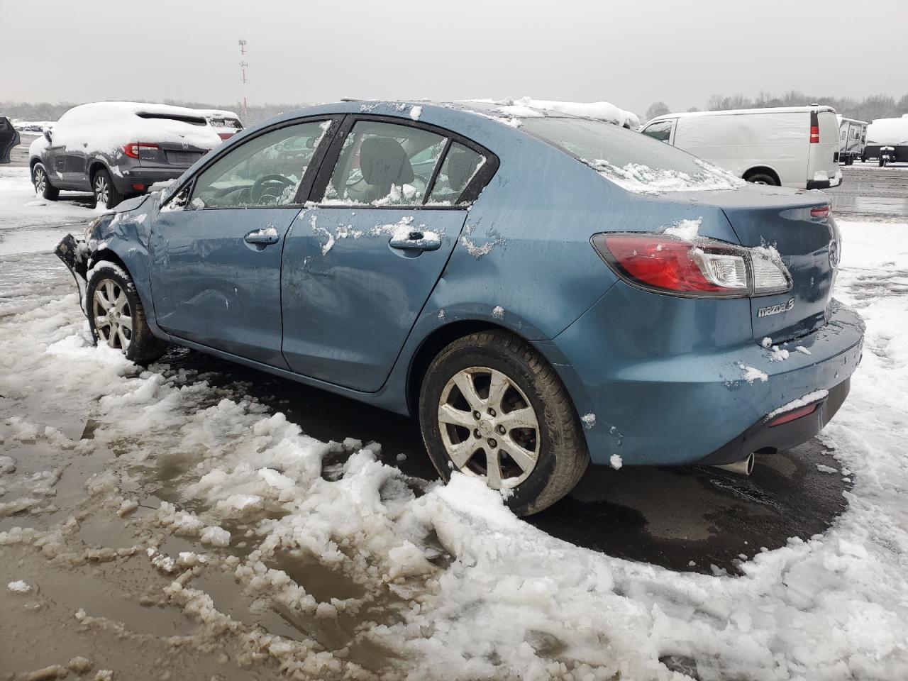 2010 Mazda 3 - Image 2
