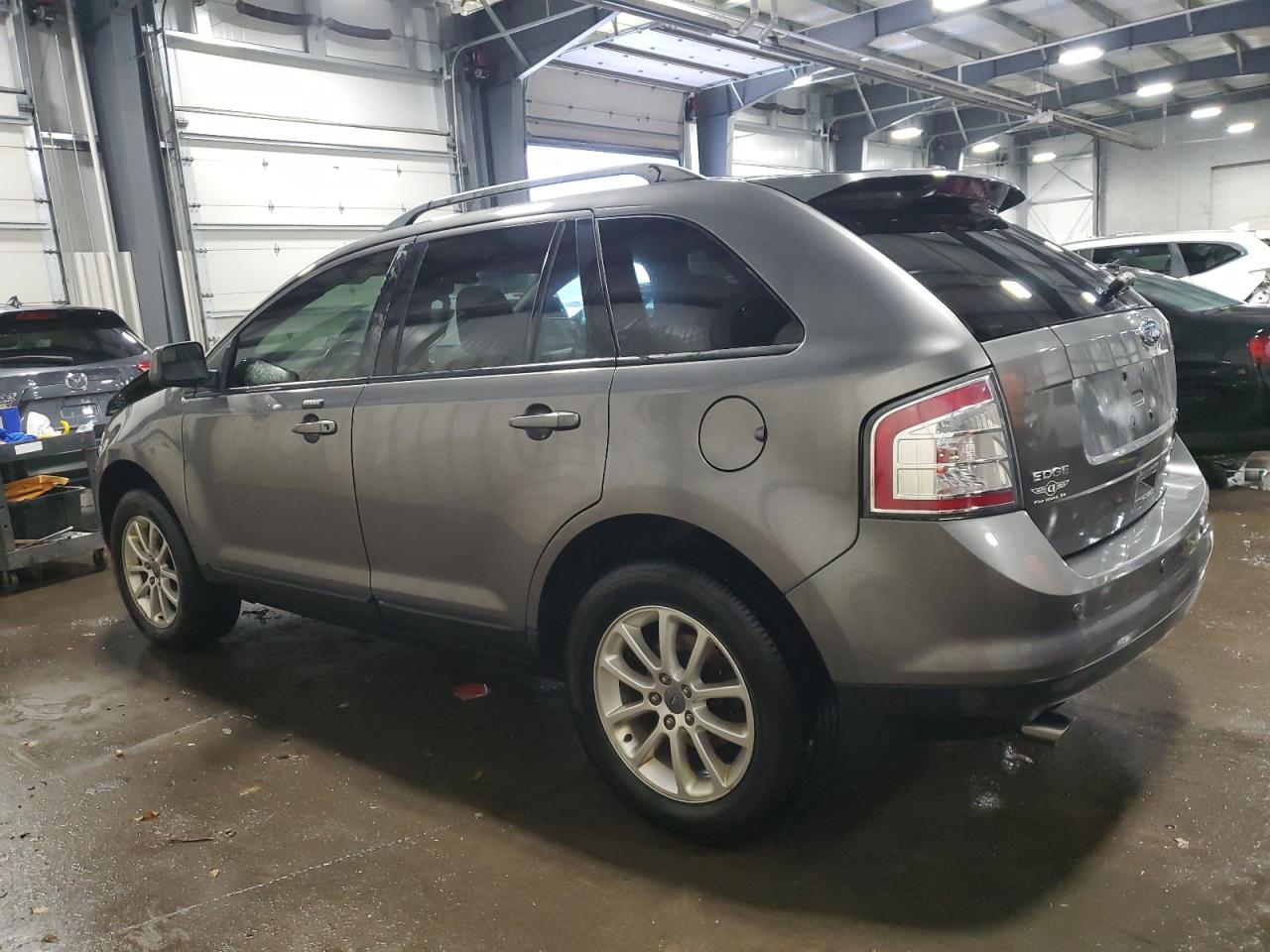 2010 Ford Edge - Image 2