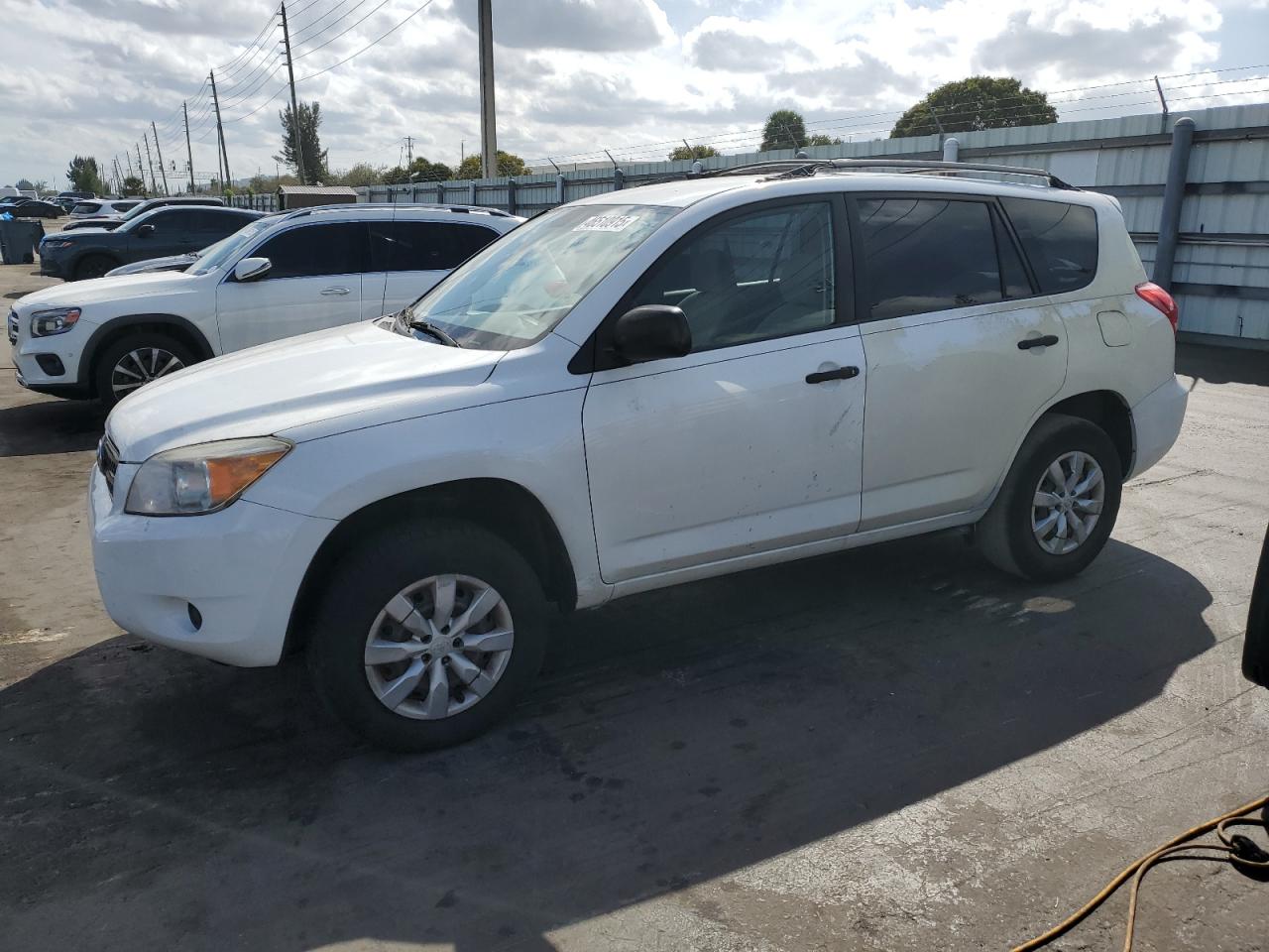 2007 Toyota RAV 4 - Image 1