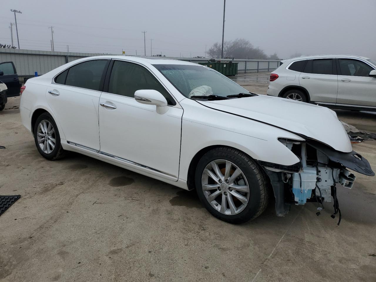 2012 Lexus ES - Image 4
