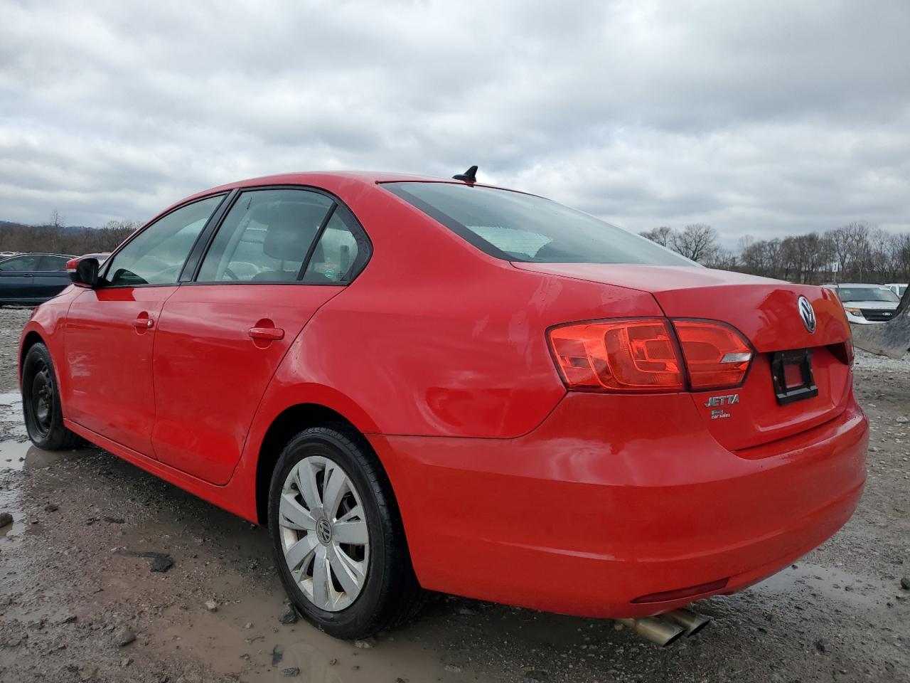 2014 Volkswagen Jetta - Image 2