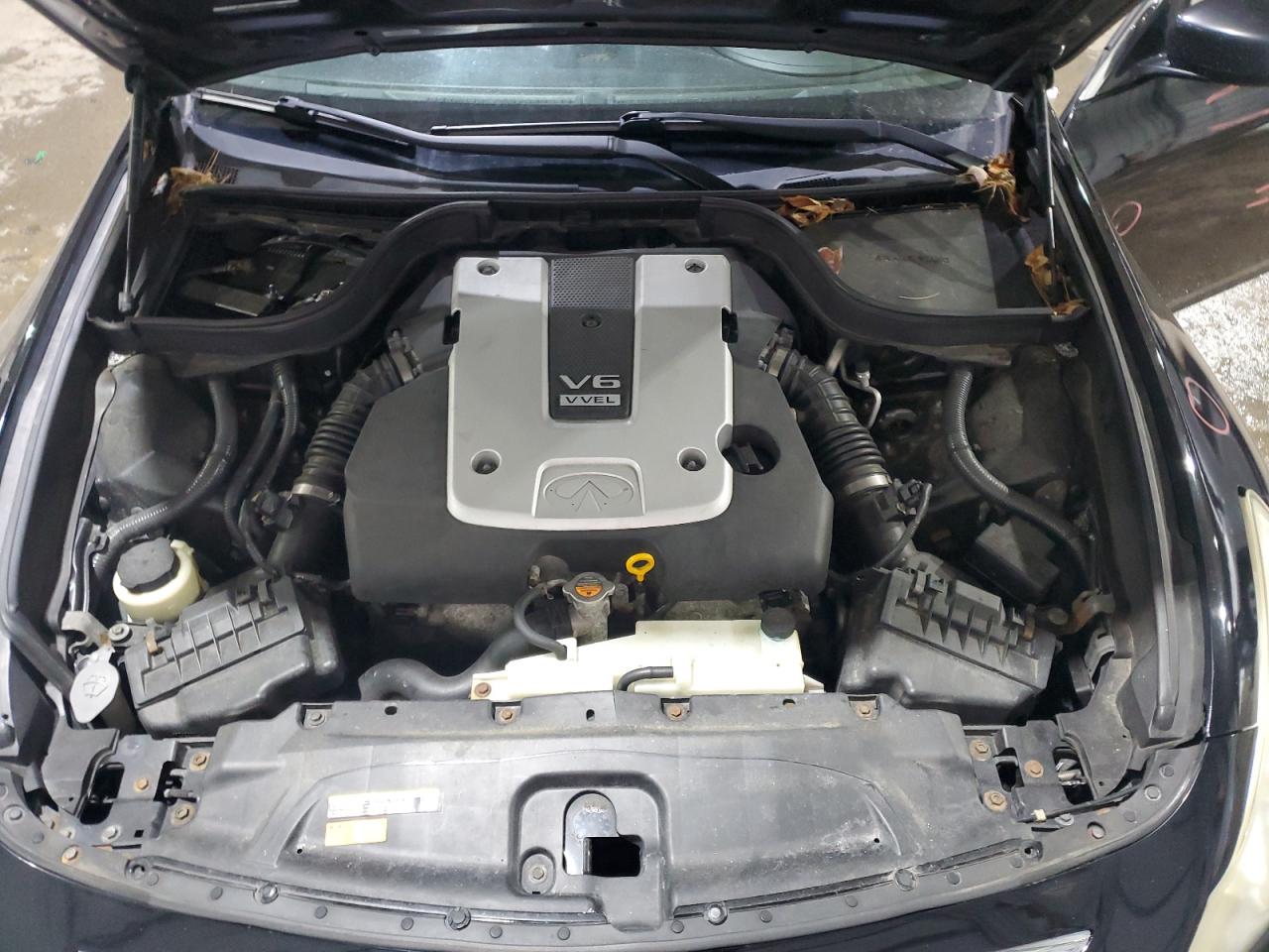 2013 Infiniti G - Image 11