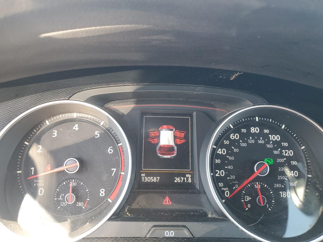 2015 Volkswagen GTI - Image 9