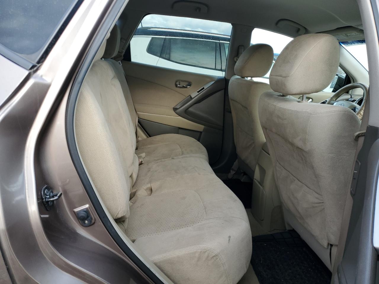 2011 Nissan Murano - Image 11