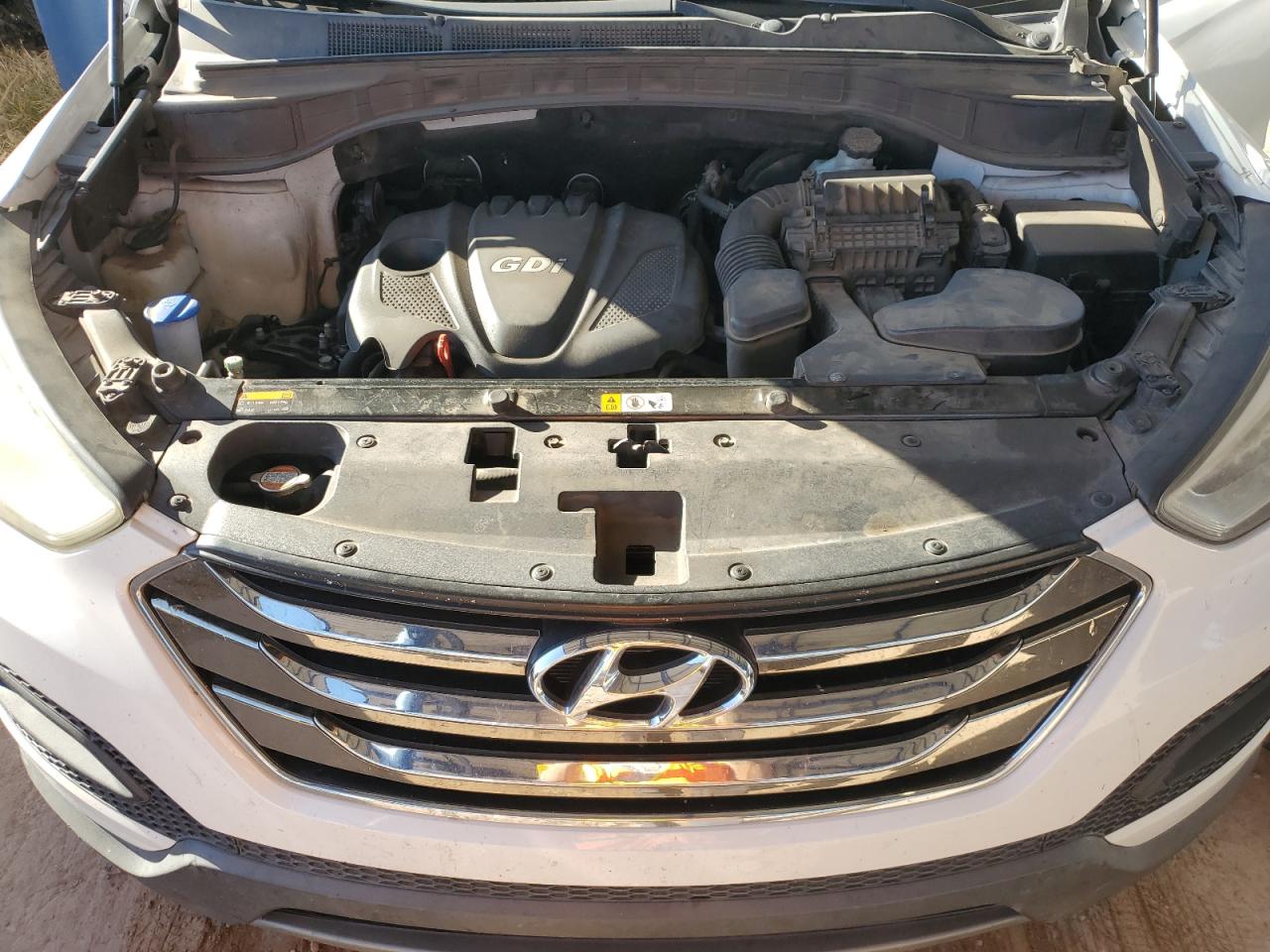 2014 Hyundai Santa Fe - Image 12
