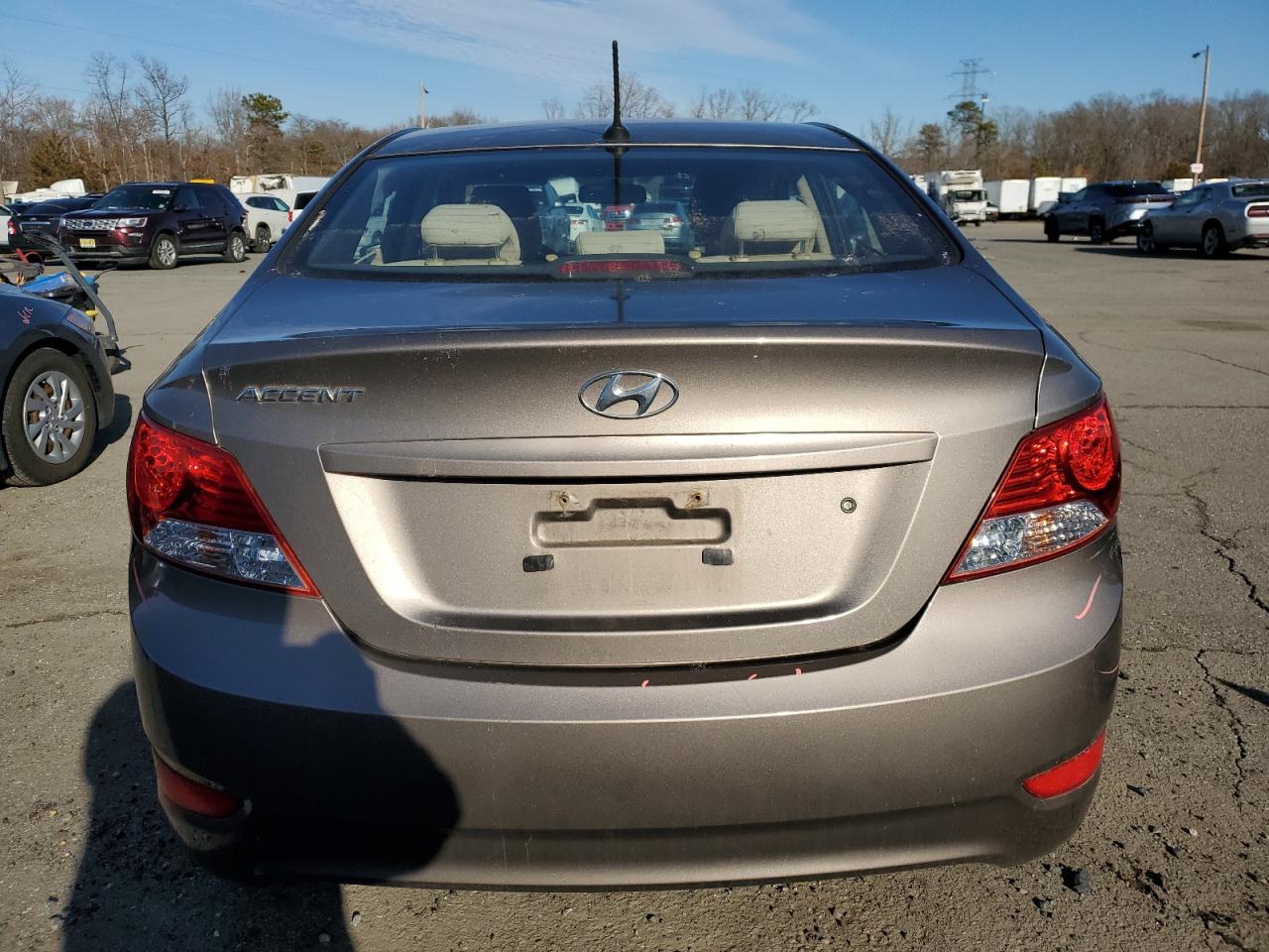 2014 Hyundai Accent - Image 6