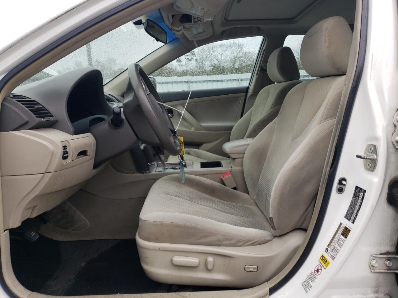 2009 Toyota Camry - Image 7