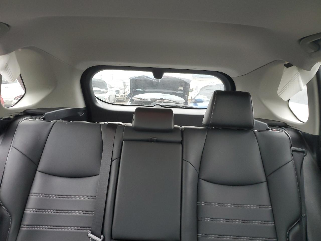 2021 Toyota RAV 4 - Image 10