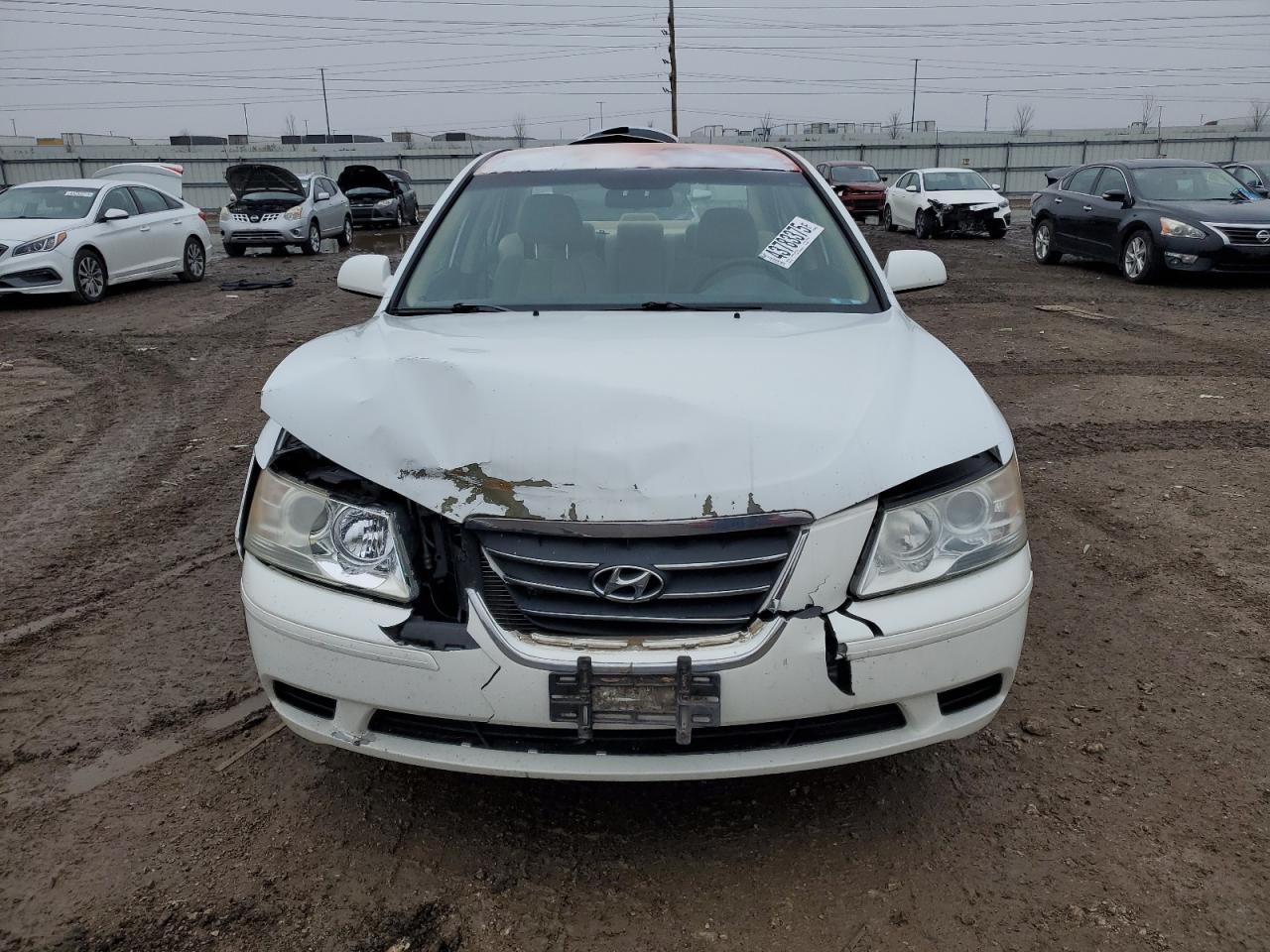2009 Hyundai Sonata - Image 5